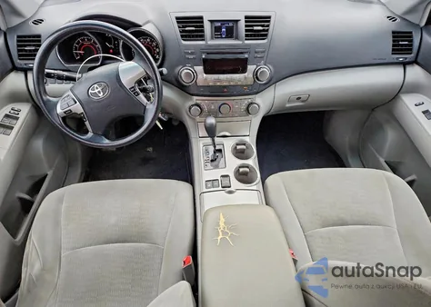 2012 Toyota Highlander Base из США, поврежденный, VIN 5TDBK3EHXCS143171